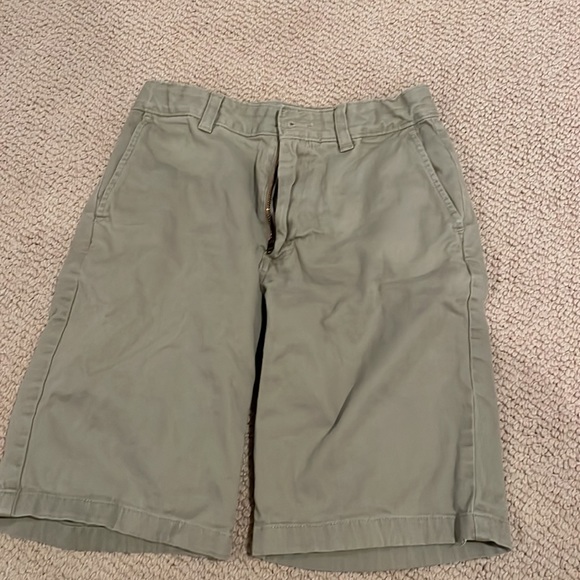 Boys lot of shorts #5 total, sizes 10-14 but all about the same fit - Picture 2 of 6